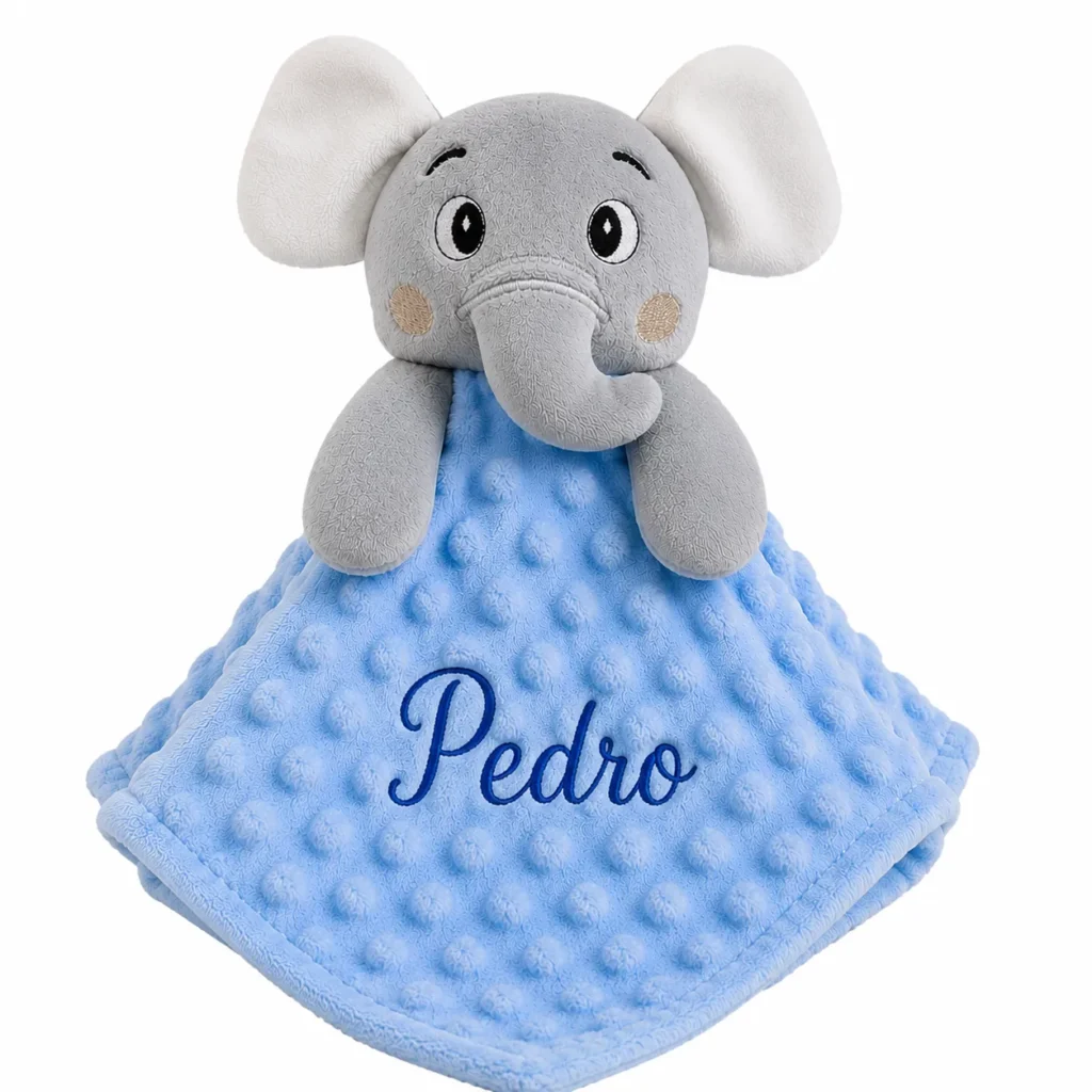 Naninha bordada personalizada elefantinho azul com nome Pedro